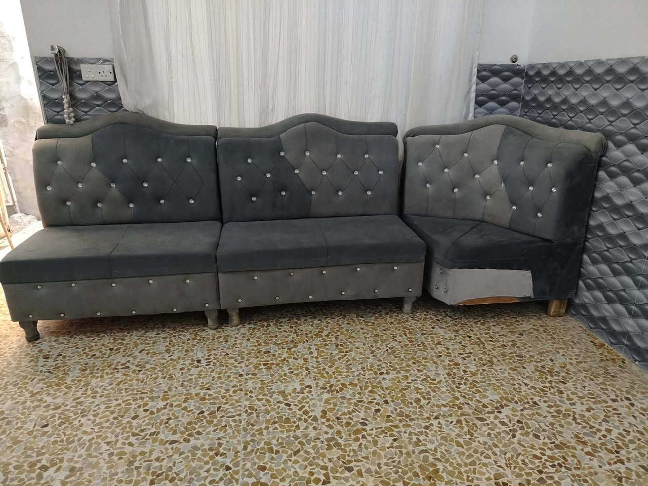 قنفات للبيع سعر ٢٠٠ الف


**إذا كنت صاحب هذا الإعلان وتريد حذفه لأي سبب، رجاءا أرسل رسالة إلى الدعم الفني**