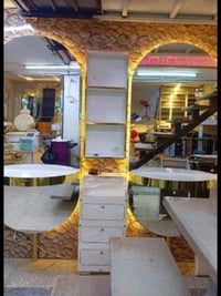 تجهيزات صالونات الحلاقة وتوفير كل موديلات نساني رجالي وتوصيل جميع المح...