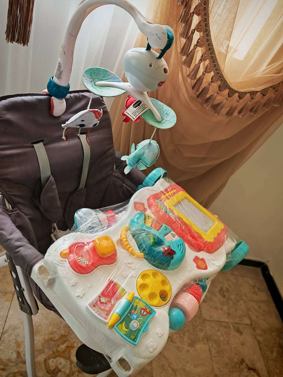 سلام عليكم رمضان كريم
للبيع كرسي طعام نظيف سعره ب 25 مشمع ينغسل
مشاية طفل نظيفه جدا استخدام قليل والالعاب اللي بيها تشتغل كلها ابيعها ب 10
ولعبة السرير ماخذتها باله اني ابيعها ب 5 
توصيل متوفر بغداد ومحافظات مجاني مكاني بغداد 
الاسعار كومه منزله منها والاغراض نظيفه


**إذا كنت صاحب هذا الإعلان وتريد حذفه لأي سبب، رجاءا أرسل رسالة إلى الدعم الفني**