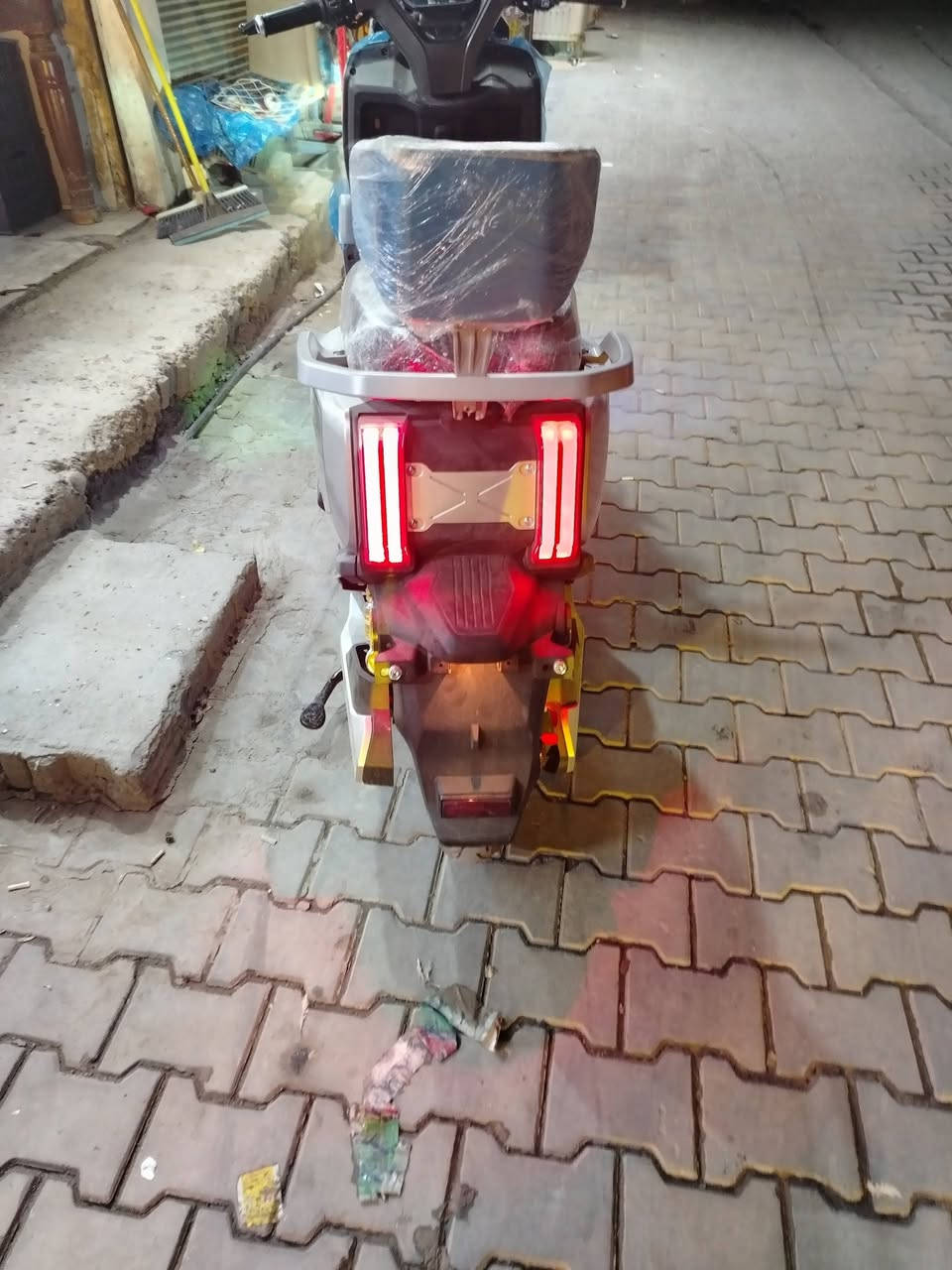 السلام عليكم بعدها زيروه السعر مليون و١٠٠


**إذا كنت صاحب هذا الإعلان وتريد حذفه لأي سبب، رجاءا أرسل رسالة إلى الدعم الفني**