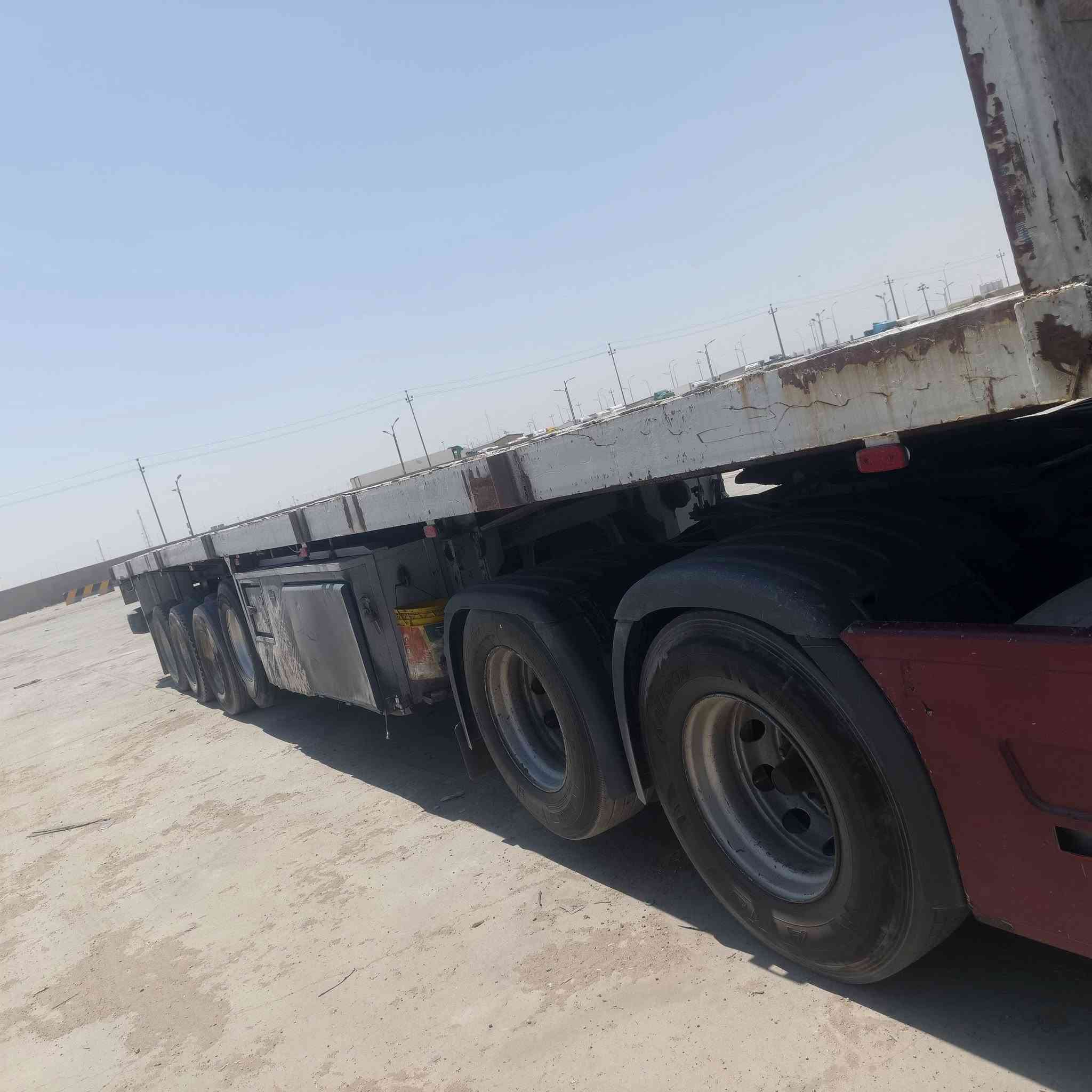 سلام عليكم عربانه بلوم للبيع 13 و 60 دناكير 16 شاصي 16 السعر 95 رقم الهاتف ***********
