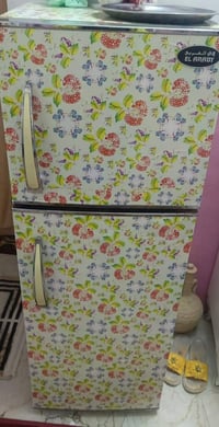 ثلاجة شغالة • دوشك • بيه مجال