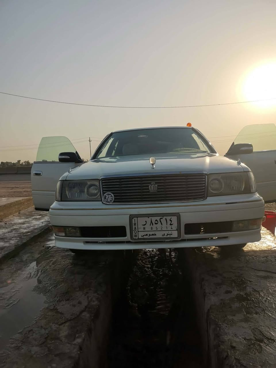 السلام عليكم راس الثور للبيع ابيض صدفي حلوه السياره  فتحه كشنات كهربائيات  امداو  ثاني يوم كصت قماره فقط  مكينه فيشتين حداديه بل جيس تبريد ثلج سنويه سنت ٢٨ يله تصقط السعر ٨٦ او بيها مجال قليل العنوان نجف كوفه قرب معمل الببسي رقم التلفون *********** ملاحضه اني مكلف بل نشر اتصل عله الرقم
