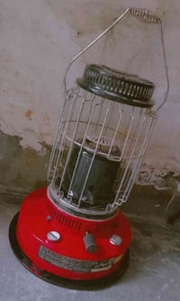 صوبه نفطيه للبيع  مستخدمه قليل نظيفه شغاله السعر 40 ألف الأتصال 075131...