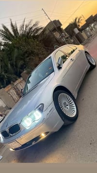 745Li • ٢٠٠٢ • باب طويل