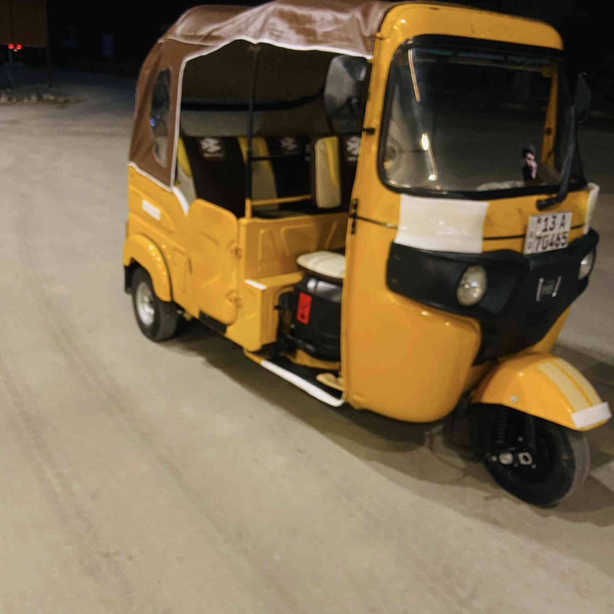 تكتك ثنين وعشرين طالع بل تلاثه وعشرين رقم وسنويه سعر 8500كشر كفاله جاهزه من كلشي دوشمه مسجل تخم تاير ***********
