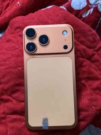 آيفون xr محور 17برو ذاكره 256 جاز كله بلاد مآبي بس هاي فلمه بشاشه  سعر...