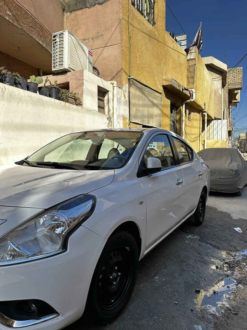 سلام عليكم
نيسان صني 2024 هندي بليته زركه ماشيه ٥٦الف بيه بارد بلجملغ البصف السايق اقل الشبر وبصفحه الصايق هم بارد اقل الشبر
سياره مدوشمه وحلوه ونضيفه وبيه شكم رصعه  سياره استخدام شخصي مدوشمه  سبير مال شركه لحد الان منازل سعر١٢٢ مجال بسيط
***********
