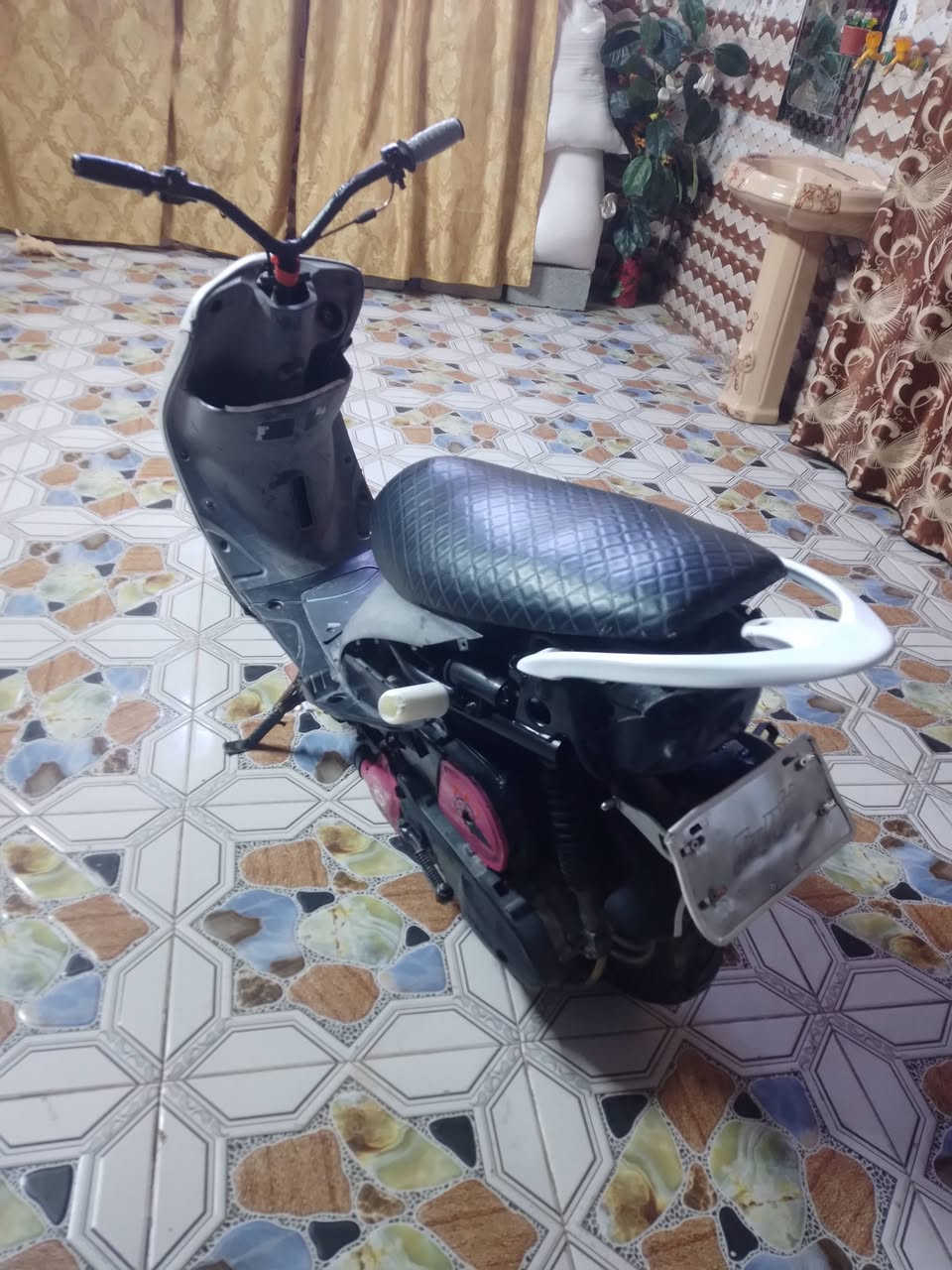 سلام عليكم شباب ماكس منغولي دراجه خير من الله سعر 350رقم ***********

