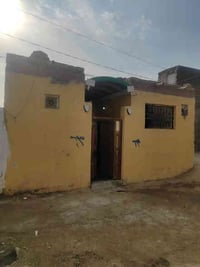 بيت زراعي • حي الحسين • ٩٠م