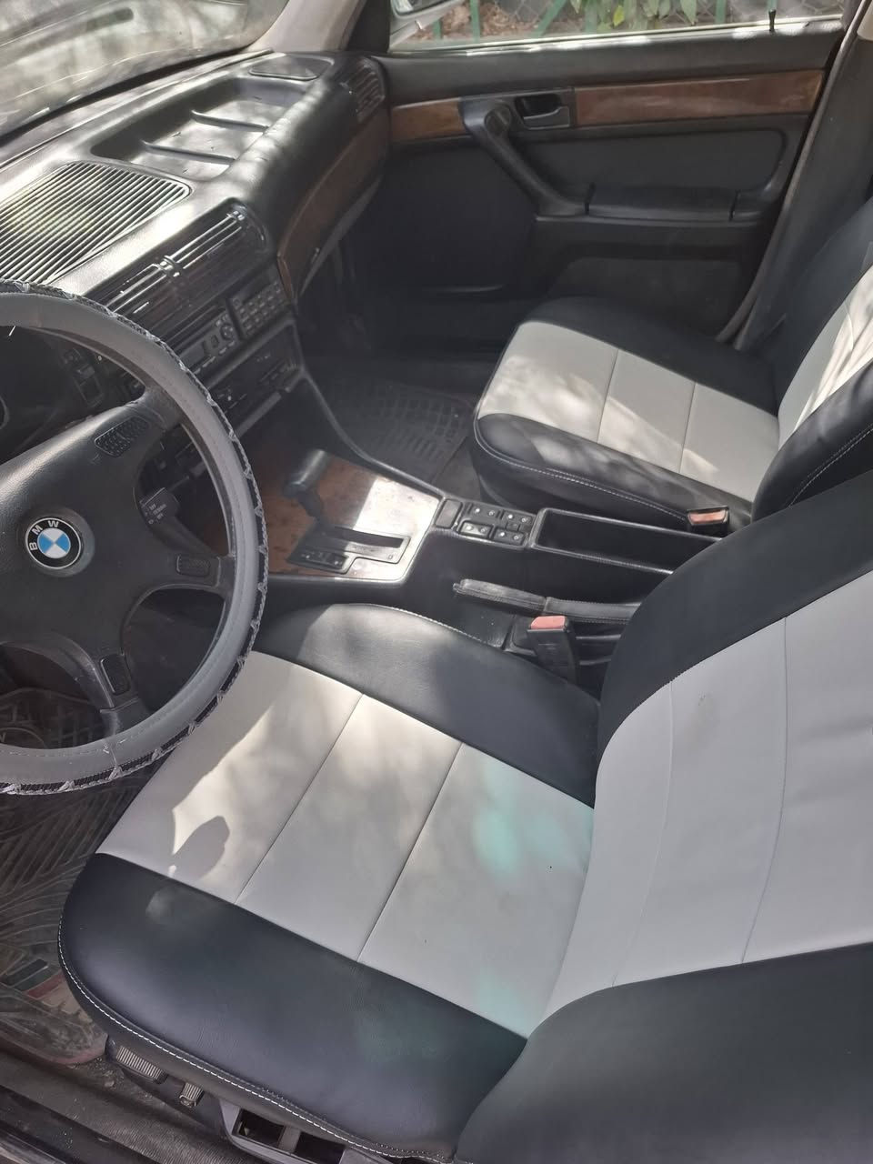 بي ام موديل ١٩٩١ وارد يبان رقم بغداد السعر ٥٥ مكاني بغداد الحريه  للإستفسار  ***********
