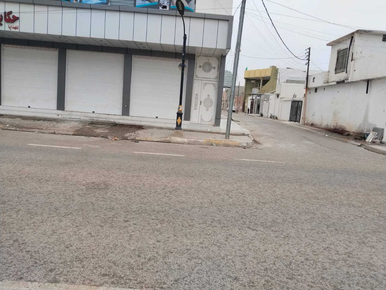 اعلان رقم (821)
محلات للايجار 
مساحة/3*7
العنوان/ حي اقصو قرب روضه 
-----------------------
للاستفسار اكثر مراجعة مكتب محمد الواقع في فلكة راس فرع جامع الامام علي او اتصال بالارقام التالي 
***********
***********
نستقبل كافة عروضاتكم سكنية وتجارية في كافة المناطق طوز و كركوك...
