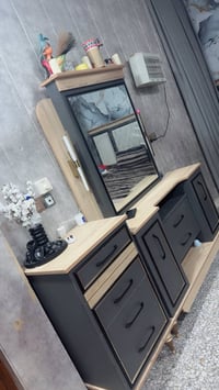 غرفة • نضيفة • ما بيها ضرر