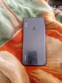 هواوي Y9s • ١٢٨ • يحتاج شاشة