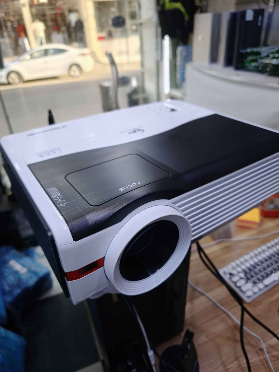 داتا شو للعرض السينمائي الحجم الكبير

نظافة 100% اخو الجديد

دقة FHD نقاوة صورة.

حجم العرض يصل الى 240 بوصة

السعر 185 الف عراقي

مكتب ( ثائر للحاسبات )

بصرة - جمهورية - شارع المكاتب - قرب

صيدلية فخرية و مقابل البسة القلعة.

يوجد توصيل لجميع محافظات العراق

***********

***********

اتصال / واتساب / تلگرام البصرة, العراق
