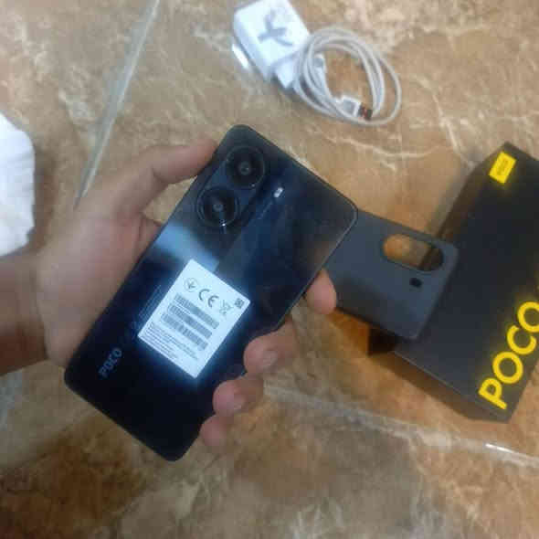 سلام عليكم جهاز POCO X7PRO الجهاز اخو الجديد بعده بضمان 120 فريم ببجي وملحقاته كامله من كيبل وشاحنه وكارتونه سعر جهاز 345 عنواني بصره حيانية واتساب ***********
