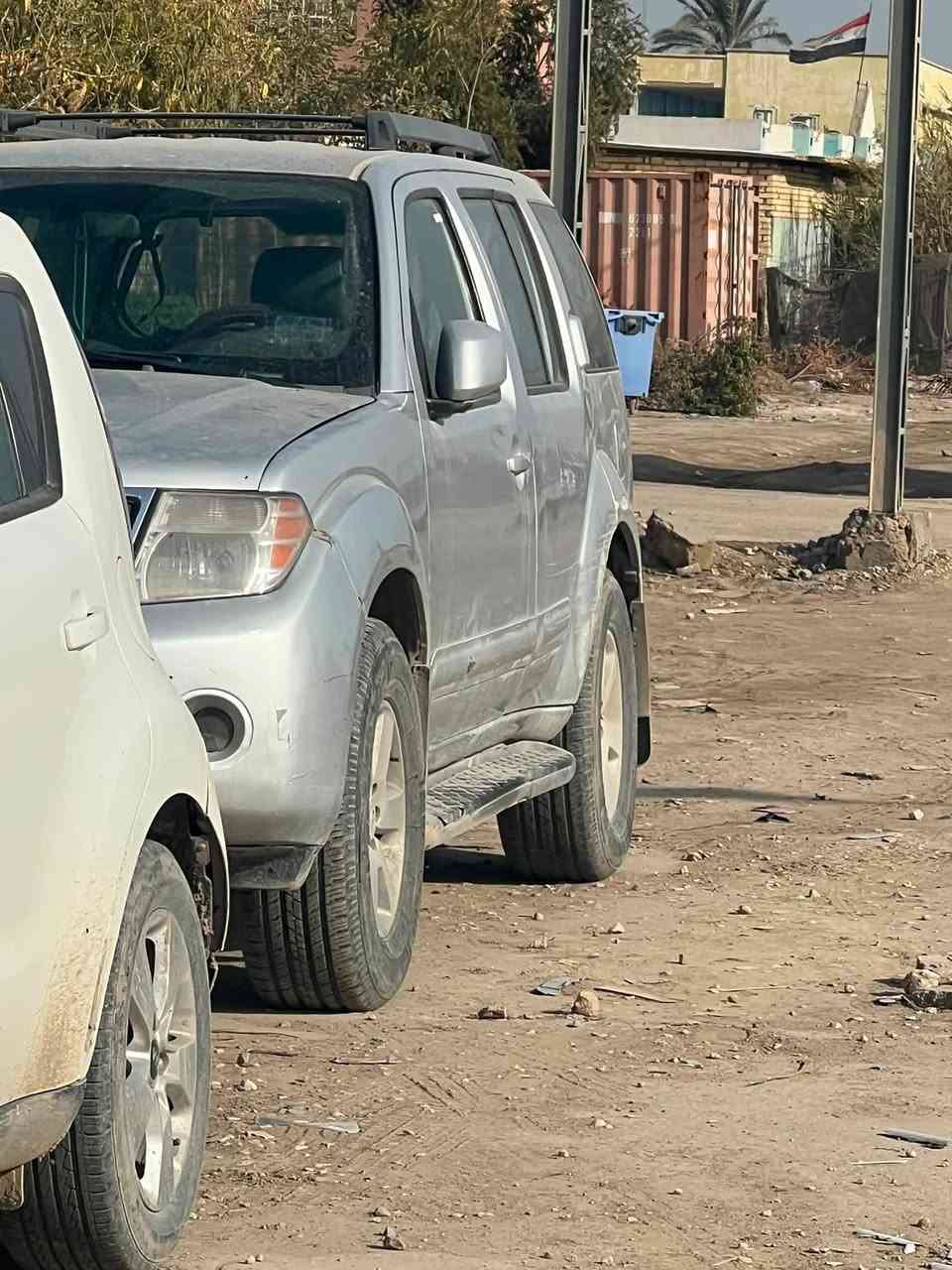 بافندر موديل 2008 كير ومكينه كفاله 4000دفع رباعي رقم بغداد مشروع وطني (وين ما جان تتحول)باسمي  حادثها جنطه وصبغ عام  السياره جاهزه شغل وطلع عندك التبريد البوري الي يم الراديتر مزروف والدهن مال الاستيرن بنقط قليل جدا  كشر السياره شوفت عينك بيع او مراوس مكان السياره بابل *********** سعر 70ورقه
