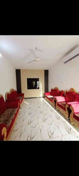 بيت مساحة 200 زراعي سند ٢٥
🛑مشمول ب تطويب ومرقم
🔴المكان منطقة الخزاعل مجمع السعدون مجاور عرصات 🔴حيدر ابن حجي هندي 
🛑 تبليط لباب البيت
🛑واناره وماء وكهرباء ومولده
🔴يحتوي على غرفتين نوم أحد الغرف نظام سويت 
🔴وصاله
🔴 واستقبال
🔴وحمامات داخليه وخارجيه 
🔴السعر 57 وبي مجال
🔴حديقه خارج البيت وداخل البيت
🔴رجاءا الممو شراي لايعلق
🔴#الجميع
🔴للاستفسار الاتصال على الرقم ***********
