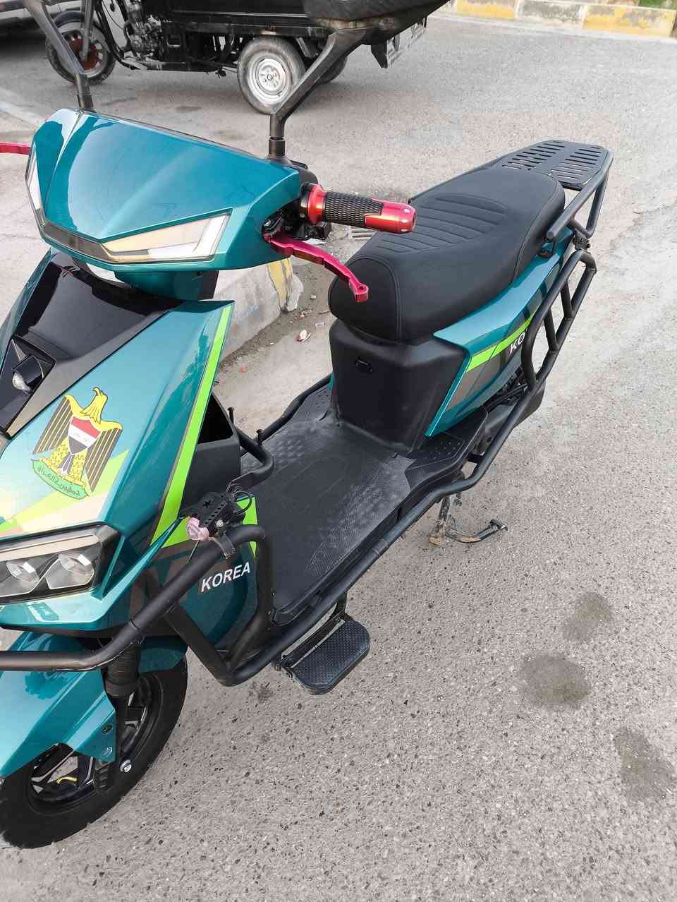 السلام عليكم ورحمة 
دراجه شحن للبيع 
موديل 24/سرعتها 4نمرات +قفل السرعه 99
بطاريات فول 
رايدها 700وبيها مجال 
للتواصل ع هذا الرقم ***********
