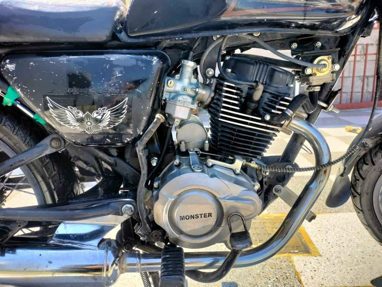 للبيع مكفول او مراوس ب إيراني نضيف سعره ٥٥٠ وبيه مجال مكاني صلاح الدين الضلوعية ***********
