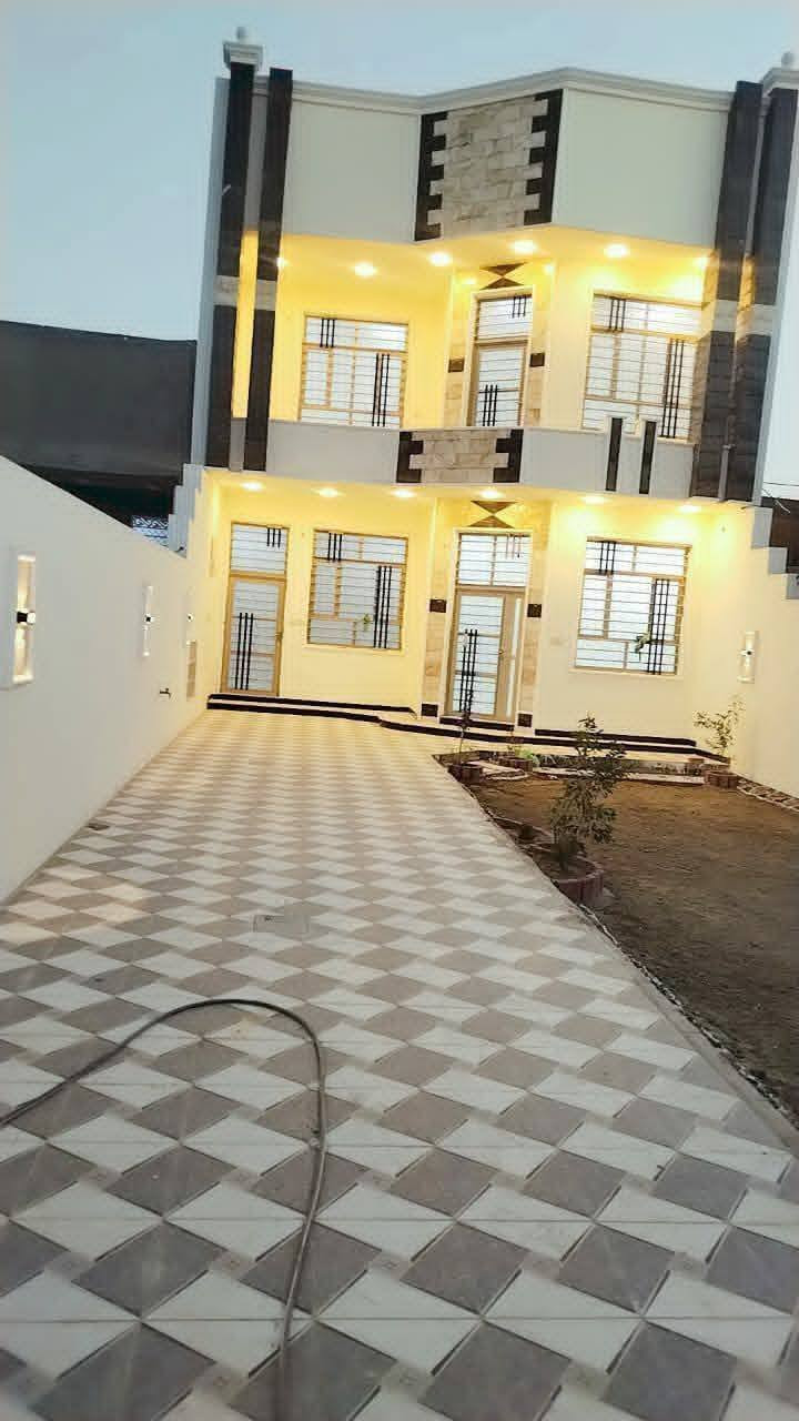 دار للبــــــــــــــــيع المســـــــــاحه 270م
طــــــــابــــــــــو زراعـــــــــي سنــــــــــد 25

                                                          حديــــــث2026
                    تســــليم مبـــــــاشـــــر
                      
  طــــــــابــــقــيـــن 
                                                     3غــــــــــرف نـــــوم 

                       الطابـــــــق الاول

  غرفه نوم 1 وكلـــــــدور وستقــــــبال ومطبــــــــخ  

ومجمــــــــع صحيـــــــــات داخــــل وخــــارج  

الطابــــــق الثـــــانـــــــي 

غرفـــتيــــن 2نـــــــــوم وكــــــلدور ومجمــــــــع صحيـــــــــات 

#عنـــــوان حلــــــــه  شـــارع 80 مال كـربـلاء خلف محطه بنزين خانه اضواء بابل

                 ((بإدارة احمد الباشه))
 اتصــــــــال

 ***********☎️

***********☎️

مــراجـــعت مــكتــــب الـــــــــجشعمي للـــعقـــار مــــوقـــع مكــــتـــب شــــارع 80 مال كـــربلاء خلـــف محـــطـــه بــنــزيــن خانه اضـــواء الـــــحله 

                              ملاحــــــــــــــضه                            

عنــــدك عقــار اتريـــــــد اتبيعـــــــعه او اتأجـــــــــره طــــــــابو صـــــــــرف او طابــــــو زراعـــــــــي مراســــــــلت الصفحـــــــه او اتصــــــــال  ***********
