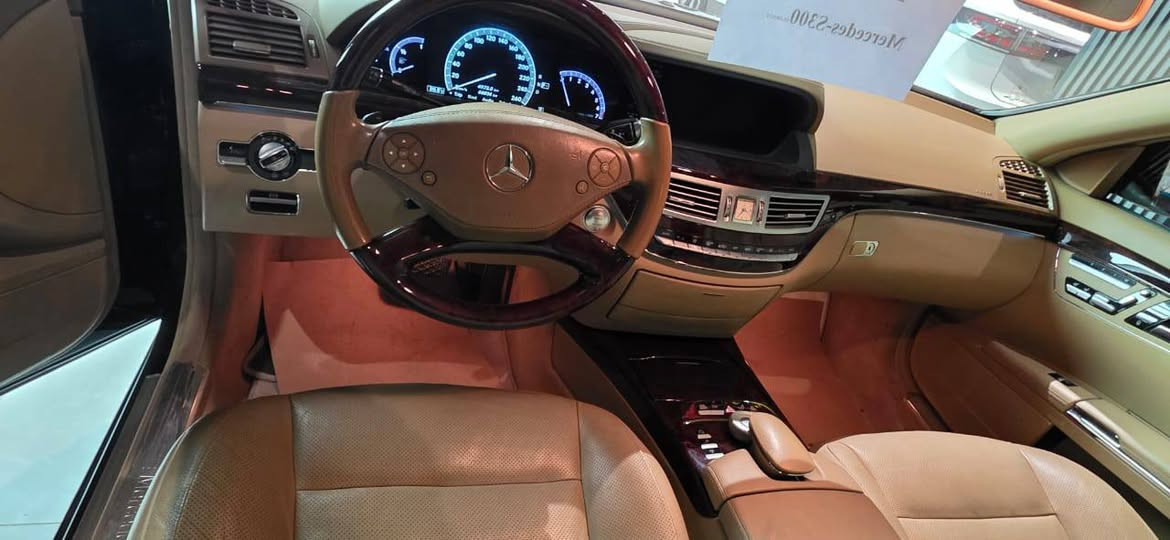 MERCEDES-BENZ S300 2012 (BCM) 
ماشي ٦٥ الف کم 
کلین تایتل 
بدون داخل 
بدون ایرباک
محرك ٦ سلندر  
شرکة اربیل BCM  استراد خاص
فول فول موصفات 
سعر 380 ورقة بي مجال 
مکان سیارة اربیل
~~~~~~~~~~
0751 2004 377
0750 397 7815
~~~~~~~~~~
MERCEDES-BENZ S300 2012 (BCM) 
ماوەی روشتن 65 هزار کیلۆمەتر 
کلین تایتل 
بێ ناوگرتن 
بێ ئێرباک
بزوێنەری 6 پستون
شرکة هولیر BCM  استراد خاس
فول موسفات 
نرخی 380 وەرقە و مجال 
شوێن هەولێر أربيل, العراق
