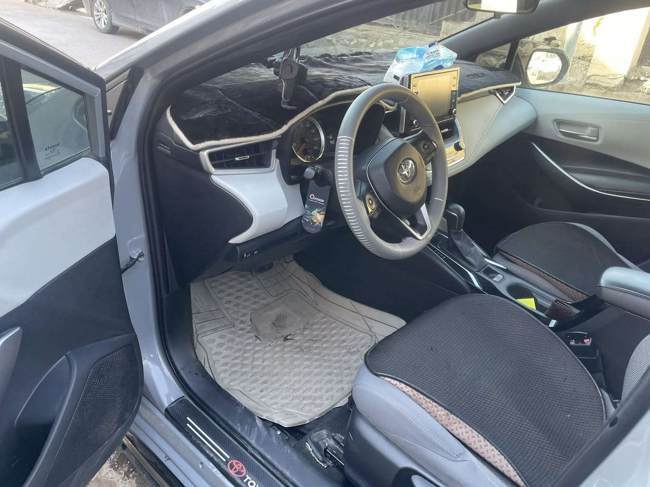 كورلا وارد امريكي موديل 2021 APEX  
السياره معوقيين سنه وتخلص 
فقط بونيد مصلح بلادي +جاملغ الايسر مصلح بارد
بدون دواخل 
التفاصيل السياره بالصور 
مكانها فلوجه 
سعر 135 
***********  واتساب
