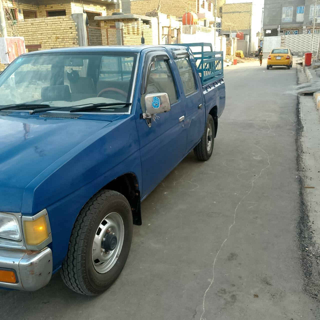 السلام عليكم سياره بيكم نيسان موديل 93  سيارته تخم تايرات حداديه مكينه وكير   كفاله عامه الشرط الفحص سياره مصبوغة عامه السياره بسمي تحويل ثاني يوم رقم انكليزي الاستفسار على الرقم ***********
