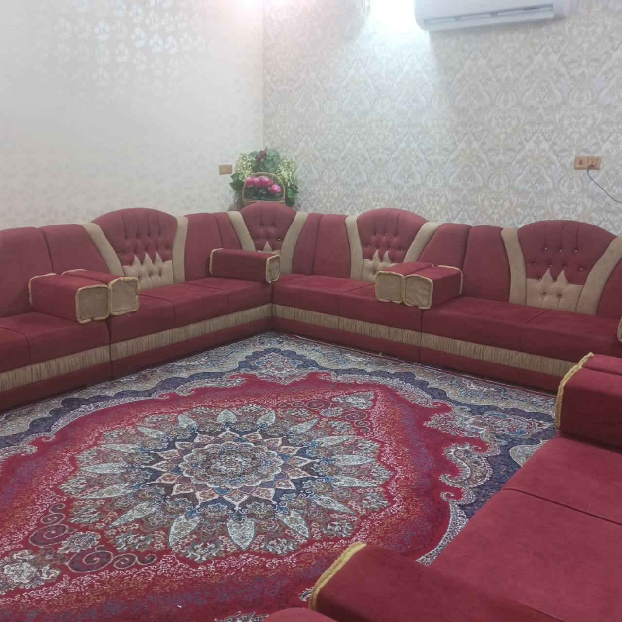 السلام عليكم
ديوان + زوليه + برده للبيع 

هاتف / ***********
