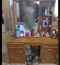 ميز تواليت • للحمام • للبيع