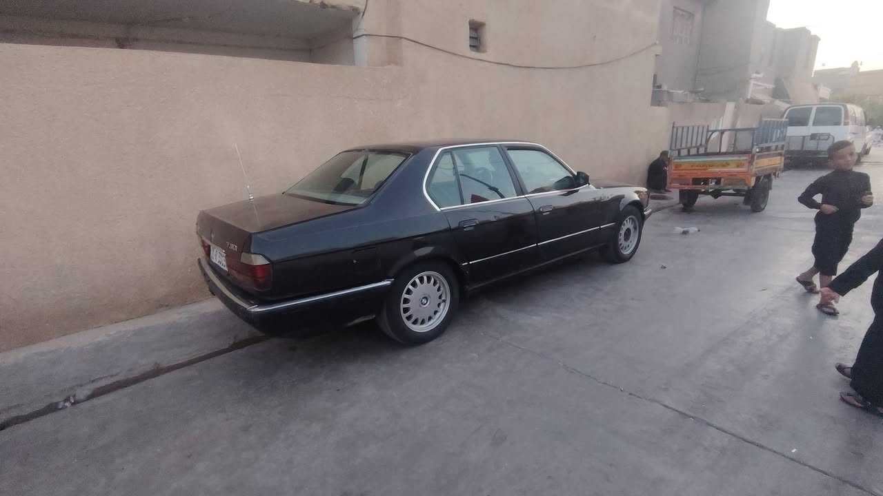بيئم ٧٣٠ جديده موديل ٩١ كير محرك كفاله تخم تاير كهربايات شغاله حداديه جديده رقم بغداد بسمي ليت زنون السعر ٤٥ التفاصيل *********** العنوان بغداد الامين
