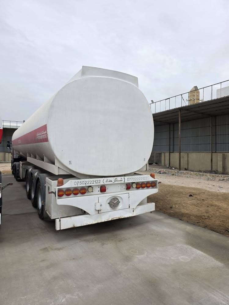 للبيع صهريج شاكر موديل ٢٥ حمولة من ٥٥ الى ٥٧ السعر  ١١٥  بدون تاير  رقم ابو الصهريج   *********** البصرة, العراق
