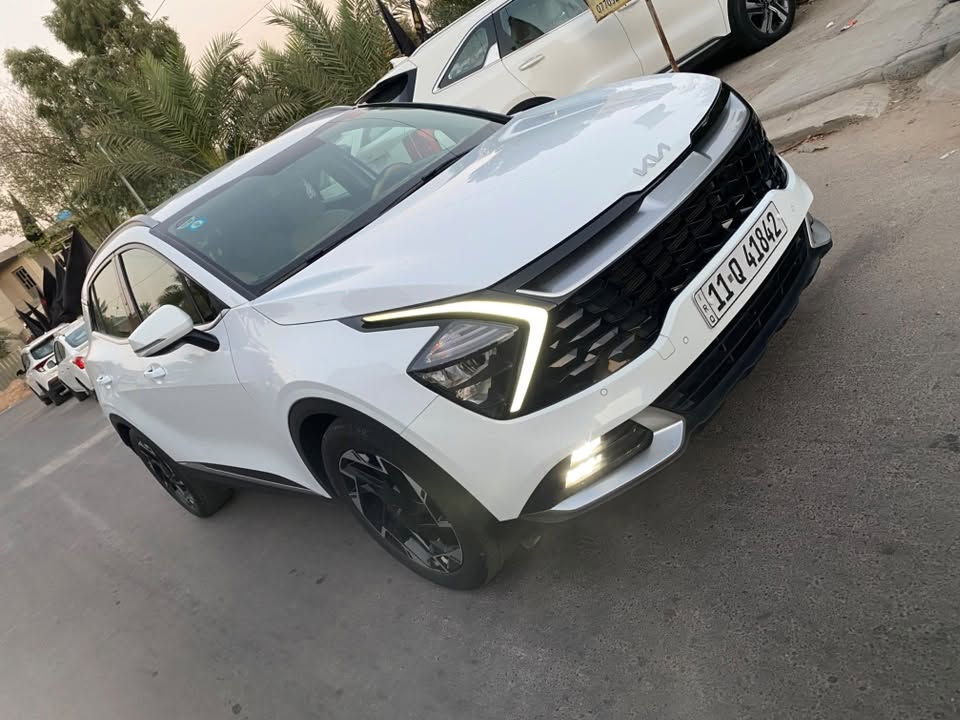 السلام عليكم
سبورتج خليجي موديل ٢٠٢٤

رقم بغداد

مكفوله كفاله عامة
عدا وجه الصندوك البلاستكه صبغ 

ماشيه ١٨ الف قابلة للزيادة 

تدفئة كشنات+ستيرن🌟🌟

كشنات كهرباء_جنطة كهرباء

مكان السيارة بغداد حي القاهرة

للاستفسار
***********
