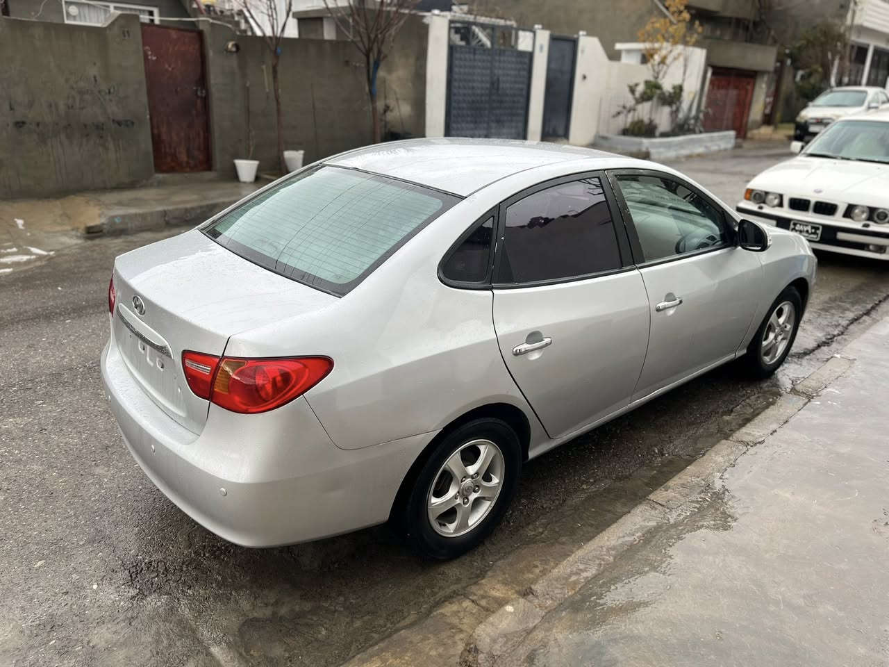 سڵاو هاوڕیان
ئاڤانتی بڕاوە٢٠١٠فوول فوولی. بێ سڵاید
ئیکۆ  لیزەری گیچ وەنەوشە
گیرومەکینە بەشەرت 
سەقفی بەشەرت
دەحم ولیدران بەشەرت
چوار تایە ویلی لۆک
تەبرید سارد وگەرم مەزبووت
خایس بەشەرت
سحری ٤٩گەڵا مەجالی. کەم 
شۆین حاجیاوا
٠٧٥٠١٧٣ ٤٠٤٩
***********
