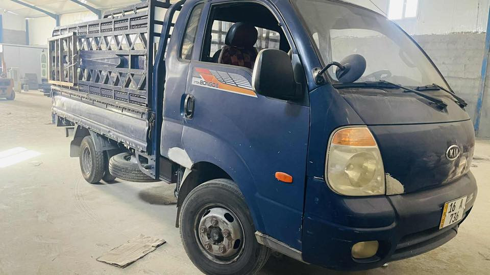 السلام عليكم عندي 3 كيات فحل للبيع ارقام جديده باسمي نظيفات التفاصيل اتصل ‭+

0771 009 7897‬
