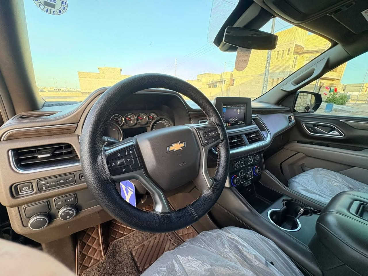 تاهو 2022  LT خليجي مكفوله
السيارة نظيفة جاهزه من كولشي الموصفات 

ماشيه 90 استخدام شخصي 

بانوراما  السياره مغلفه ppf بلكامل 

كشن هزاز

كشن كهرباء الجهتين 

توقف ذاتي 

حساس خلفي امامي 

مانع تزحلق 

جنطه كهرباء 

كشنات جلد 

كشنات تدفئة

كشنات خزن ميموري 

مثبت سرعه 

دوسال جانبيه 

٧ راكب 

سستم صوت

دفع رباعي 

تشغيل عن بعد

رقم السيارة اربيل  الإنكليزي الجديد

 تحويل مباشر 

 العنوان بغداد معارض البياع المدخل الرئيسي معرض بغداد المركزي 
السعر 32,600 الف دولار
والله مستعجل عندي طلعة للخارج ضروري ومحتاج

الاستفسار الاتصال ***********

