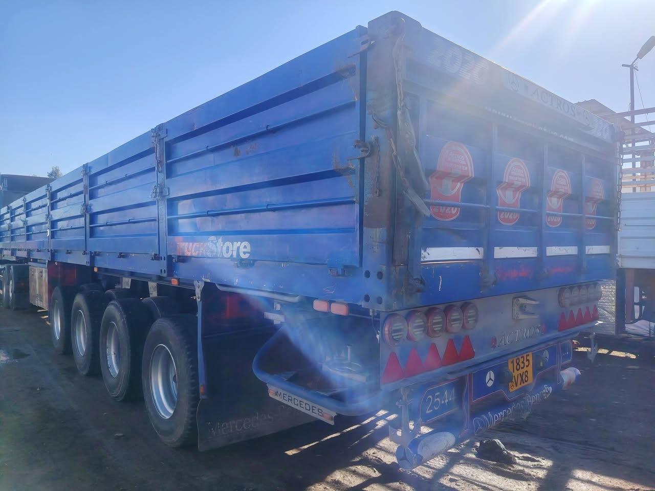 السلام عليكم اخوان عربانه حداده حمودي الدراجي شاصي ١٦.دناكير ١٤ مكفوله من الكسر  والفطر العربانه فصل وربط سليمانيه  مكانها ديالى بعقوبه للستفسار *********** السعر ١٧٠$
