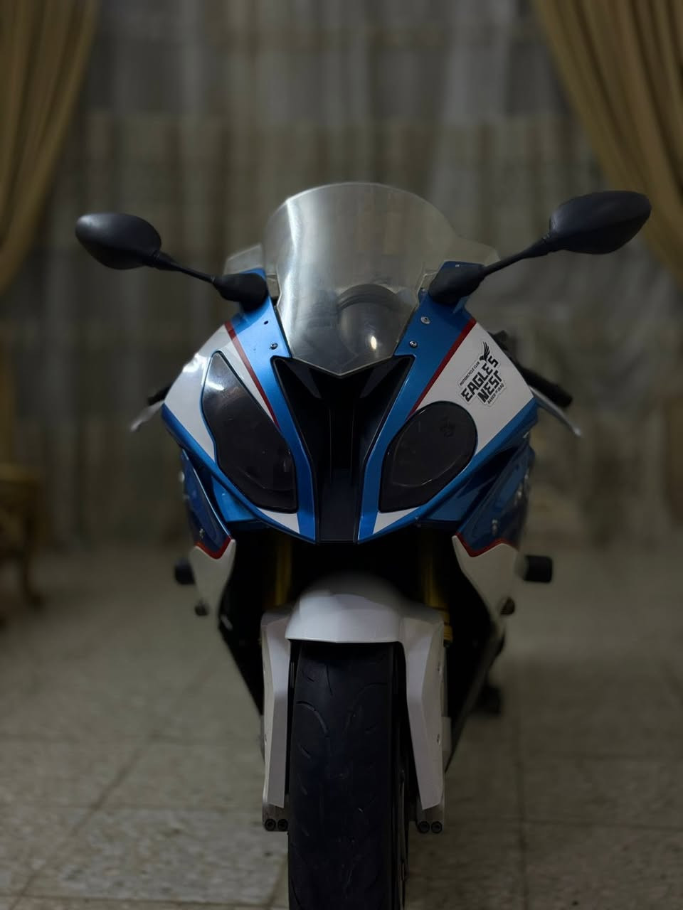 سلام وعليكم دراجه بي ام للبيع الدراجه ستوك موديل 2016 ماشيه الدراجه 17الف الدراجه نضيفه مرتبه كامله وبيها غراض تزويد والدراجه مرقمه كامله ثاني يوم التحويل رئسن مكان الدراجه بغداد البياع مامتواجد علفيس الشراي هاذه الرقم وتصل بي
***********
