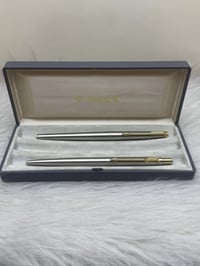 PARKEA(180)  سيت  باركر  ١٨٠ حبر وجاف  امريكي المنشأ اصلي  ستانلس ستيل...