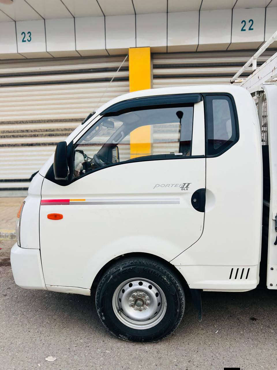 السلام عليكم
هونداي بورتر للبيع
موديل 2011
قمارة وربع 
رقم صلاح الدين ألماني سنوية بإسمي مشروع وطني
محرك مسكر 126 
تبريد ثلج 
الويل الخلفي 13
السعر 110 بيها مجال
مكاني الشرقاط 
للاستفسار
 ***********   ***********
