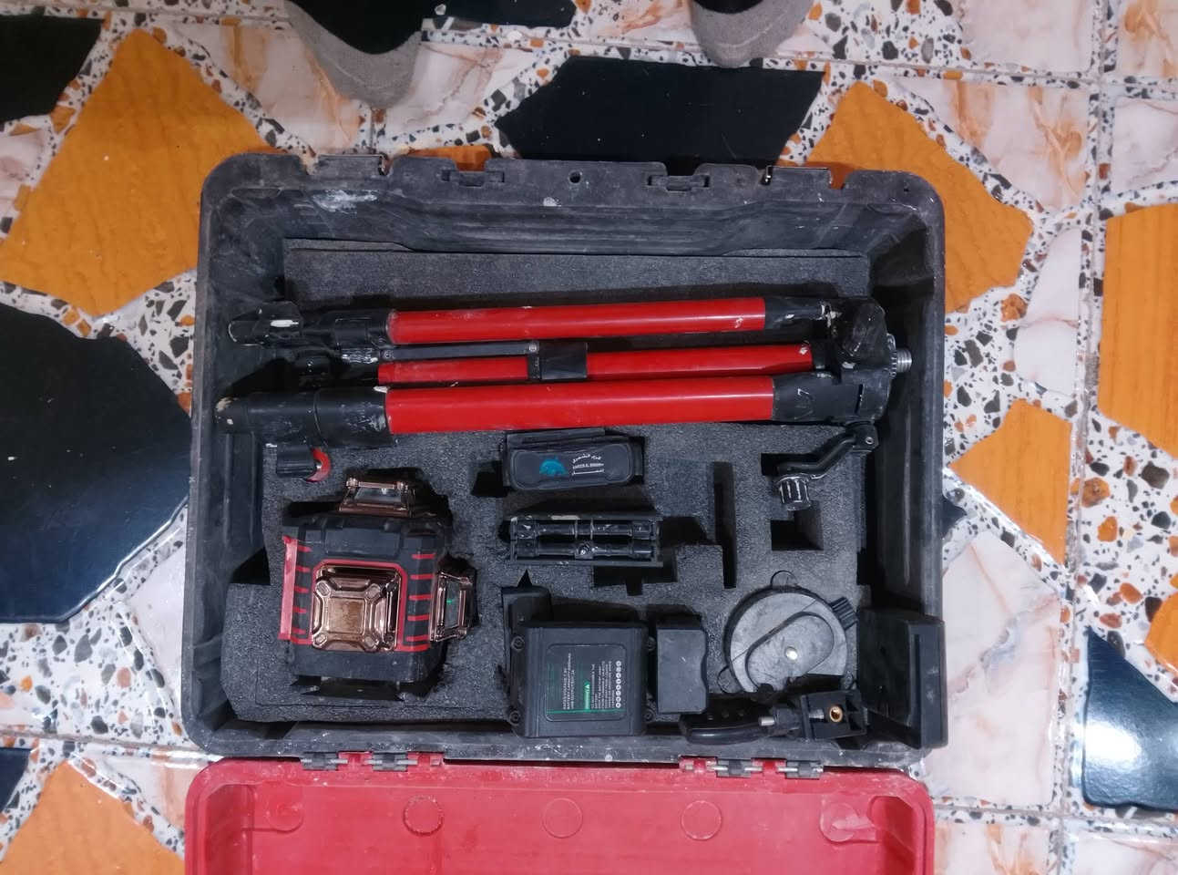 السلام عليكم
دريل شركا تازاكا 75
مكينه كريم الشمري 85
كبان ليزر 30
خلاط 35 
مكاني بغداد 
***********
