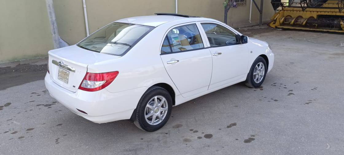 سلام عليكم بيوايدي مديل 2011
مكفوله من الضربه والتبديل ماعده رشات صبغ اثر خياسات معمره سياره نصبته كلش حلوه مكينه وكير شرط وضع شركه حداديه جديده تخم تاير جديد كهربائيات كله شغاله 
مواصفات فتحه طكتين حساس خلفي تحكم مري خمسه ويل كب السعر 50 وبيه مجال حك الجيه مكان السياره ديوانيه قضاء الشاميه الرقم ***********
