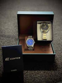 كاسيو مطعم ذهبي • طاقة شمسية • روليكس داخلية زرقاء