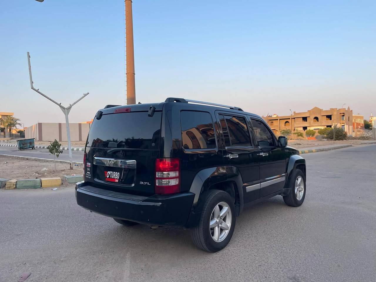 جيب KK2009
زيرو دواخل بالكامل ، مرمات خارجيه ع اللحم نتيجه تكليح
عداد 179.000 كيلو ، شاسيه وموتور نفس الرقم
السياره حاله ممتازه جدا موتور وفتيس وعفشه ولا تحتاج مصروف نهائيا ، 
تكييف تلاجه ، صالون حاله الزيرو
جميع كماليات السياره تعمل بكفاءه
٤ كاوتش جديد ، ليدات عالى وواطى وشبوره
رخصه ١٠ شهور 
المعاينه مدينه السادات  
للتواصل 01001773295     0️⃣1️⃣0️⃣0️⃣1️⃣7️⃣7️⃣3️⃣2️⃣9️⃣5️⃣
#jeep #kk #car #forsale


**إذا كنت صاحب هذا الإعلان وتريد حذفه لأي سبب، رجاءا أرسل رسالة إلى الدعم الفني**