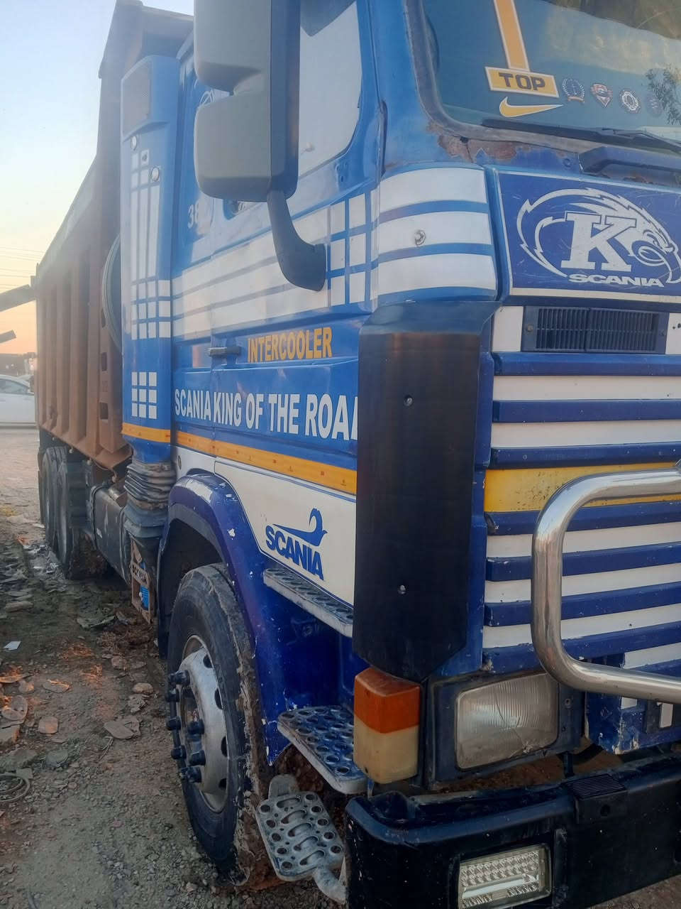 سكانيه 113مجموعه باجر كيرخمسه بخمسه رقم بغداد تبريد سبلت شغال مكان السياره بغدادالنهروان ***********
