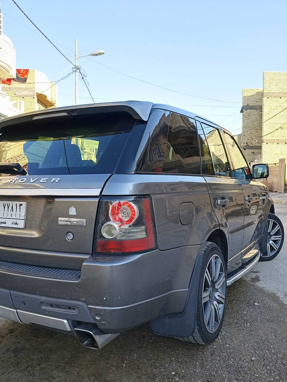 سلام عليكم بيع او مراوس
رانج روفر سبورت 2010 اوتو باي كرافي أعلى فئه بل رانج مكينه 8 سلندر العاديه مو السوبر مكينتهه قبل 5 أيام شديتهه بل كارتون حداديتهه كلش حلوه ناعمه وماتسمع طسه ماشيه 190 الف وقابله للزياده 
صاج مطعم ومختم اوتو باي كرافي كامره خلفيه ستيرن كهرباء 
مرايات كهرباء وقلاب عند البك 
تخم تاير جديد 
رانج روفر سبورت.... Range Rover Sport  HSE
فول مواصفات.  SE.  اوتوبايغرافي 
6 بصمات
رقم بغداد مشروع وطني شرط التحويل
V8 HSE.  5000  بدون سوبر. انسه العطل  بانزين عادي تمشي
بچم امامي خلفي لد
ابواب دخول ذكي.  4 بصمات 
نضام صوتي هارمن/كاردمن 10سماعات
لدات ابواب داخليه 
شاشه كامره بلاديه 
بصمه تشغيل 
ثلاجه 
دبل چكمچه 
تبريد قطعتين.  ثلج..  تدفئه نار 
فتحه سلايد
كشنات لونين ابيض و اسود وختم عل كشنات أوتو باي كرافي كهرباء خزن 
تحكمات ستيرن 
جنطه كهرباء شفط
نضام دفع رباعي تحكم من الشاشه .     
جكات تصعد وتنزل..  كفاله وبلاديه 
كير محرك صدر جكات كلا كفاله وبلضمان 
انضمه قياده
والباقي كفاله عامه 
السعر145 وبيهه مجال 
الاستفسار ***********ابوسجاد
***********سجاد واتساب
