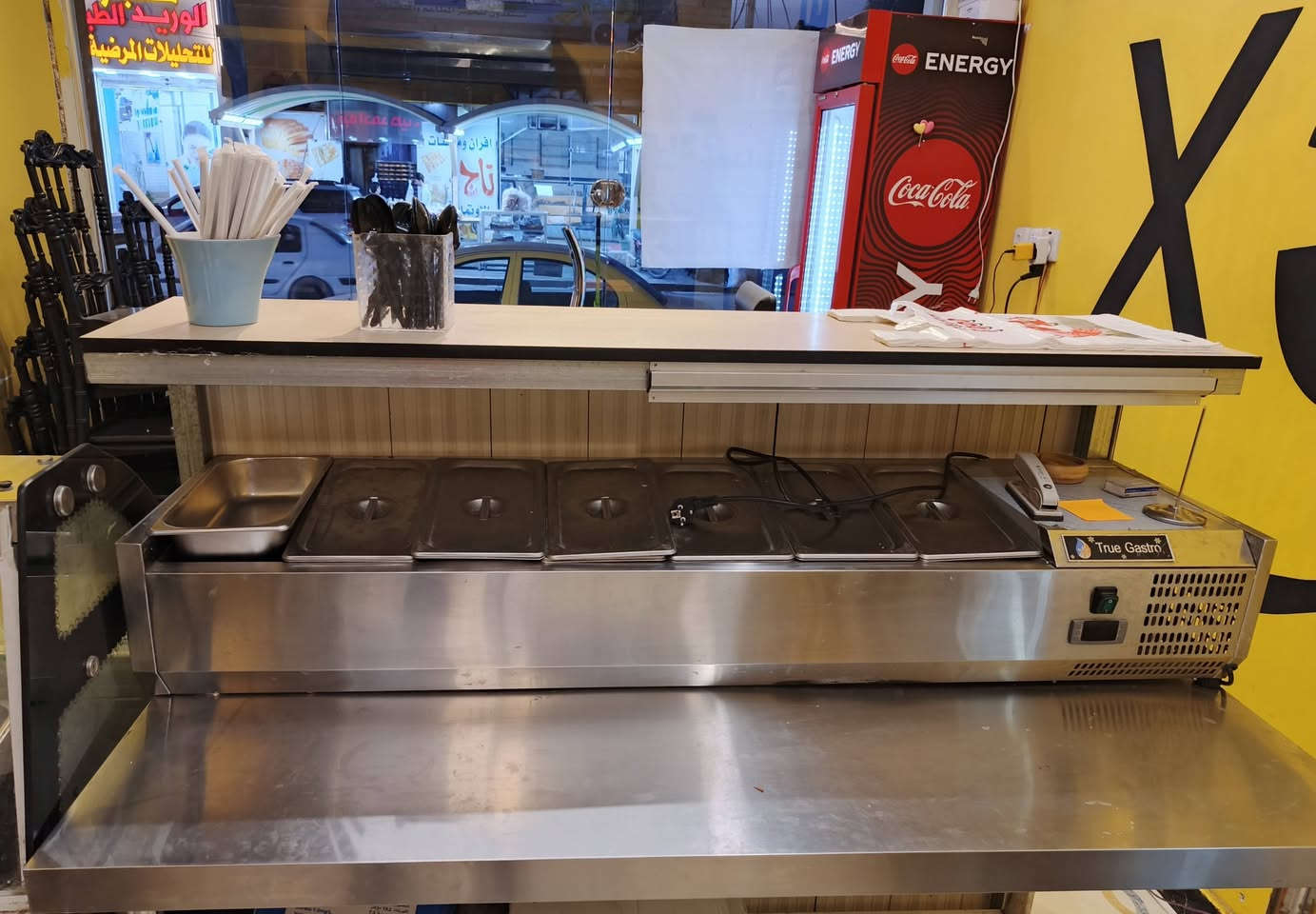 السلام عليكم غراض مطعم كله جديده ستعمال قليل
الاستفسار***********
