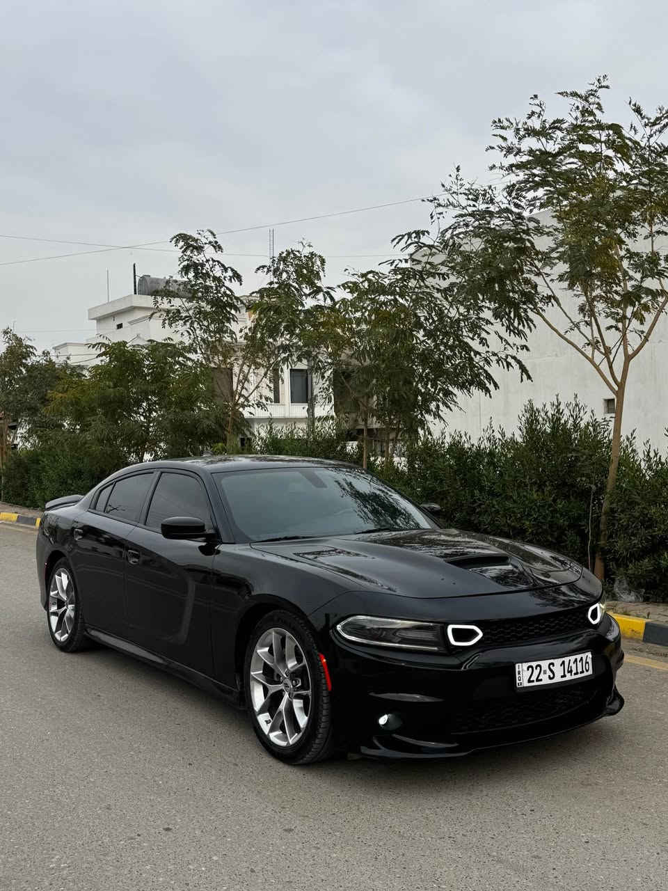 دوج جارجر 22GT للبيع 
سياره بدون صبغ فقط شبرين تعديل بارد
كير و محرك كفاله ماشي 65 ميل 
السياره بالواقع احلى
سعرها 252 بي مجال بسيط 
رقم موبايل *********** كركوك, العراق
