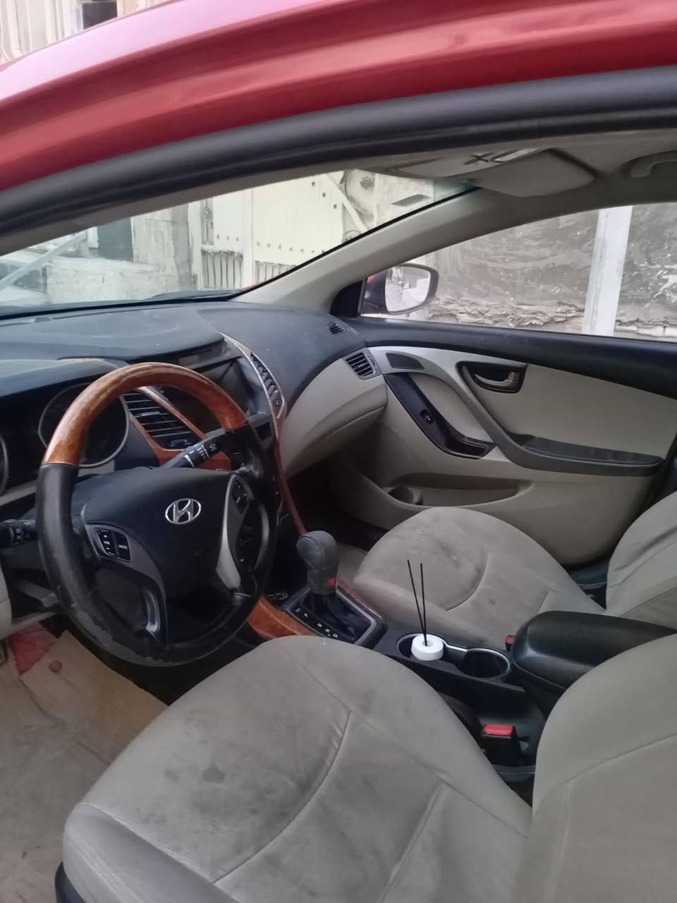 سلام عليكم سياره جهازه حداديه تخم تأير تبريد ثلج كفاله خليجي 1600 بيه رشات صبغ قليل مامضروبه سياره السعر 110وبيهه مجال قليل
0785 078 1365 الاتصال
