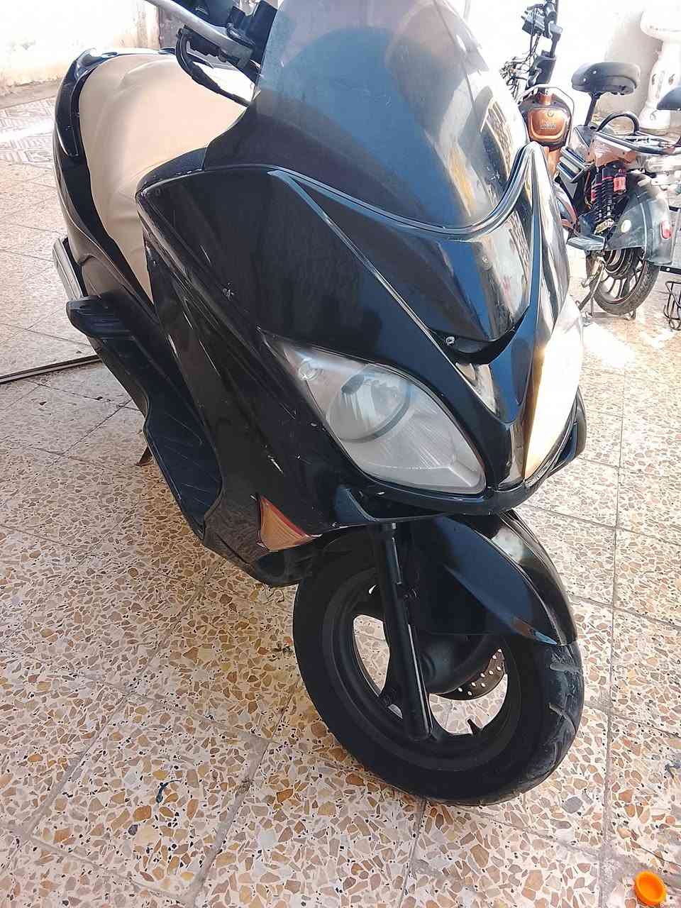 كفاله السعر مناسب كلش  مستعجل عل بيعته ***********
